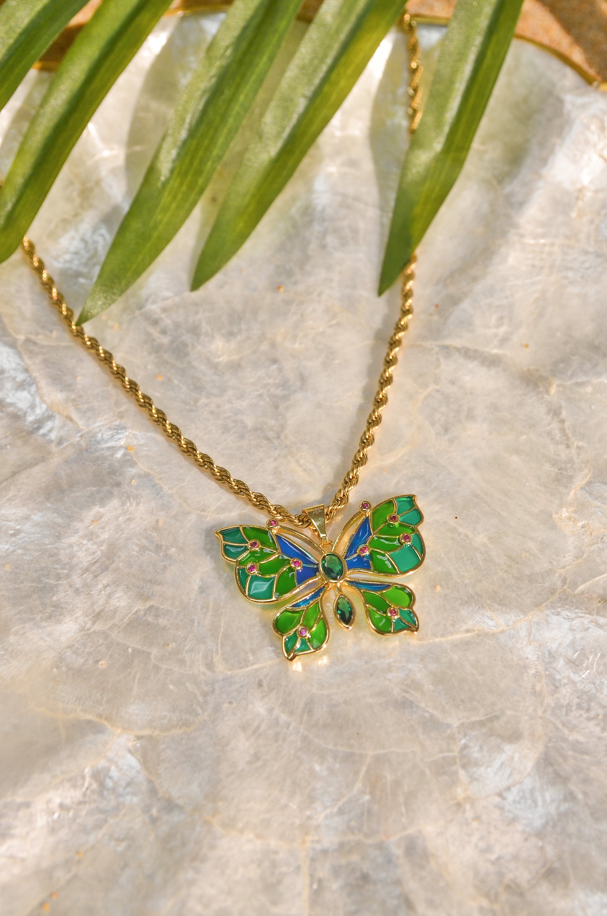 Old and Good Antique Jewelry Vintage Avon Pink Leaf Butterfly Necklace 1984  N283 - Shop Damn Good Vintage Necklaces - Pinkoi